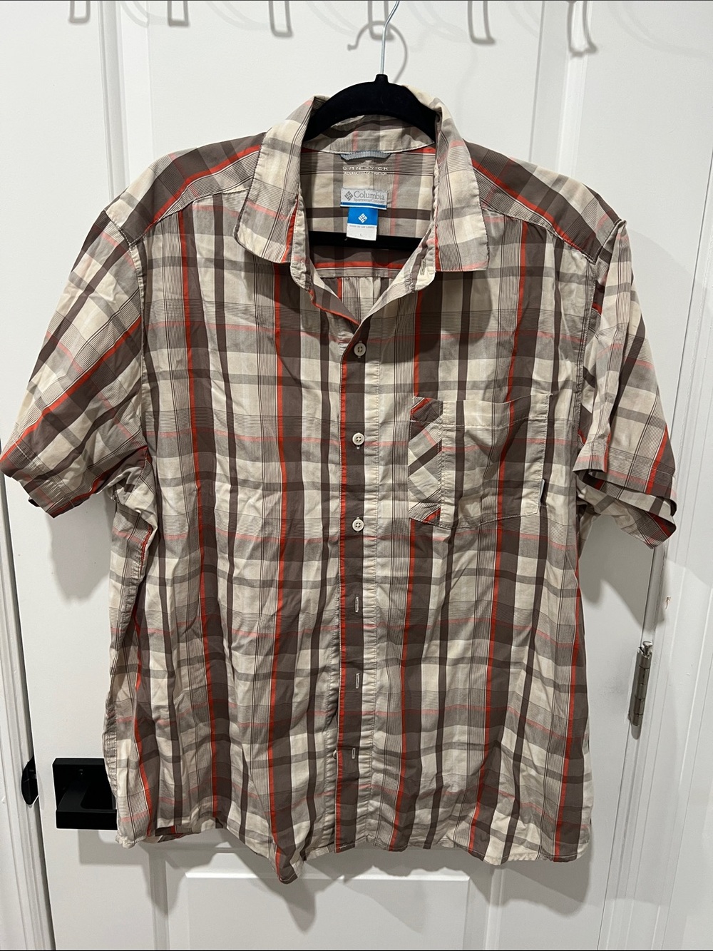 Columbia Men's Short Sleeve Plaid Button-Down Size Large